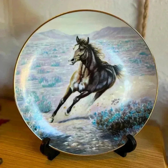 “Mustang” Collector Plate by Perillo | Artaffects | Country Western Horse Art - Picture 1 of 6